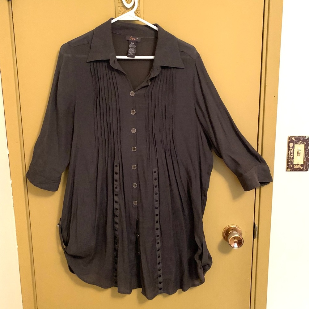 DEX tunic, size large. Grey/charcoal
